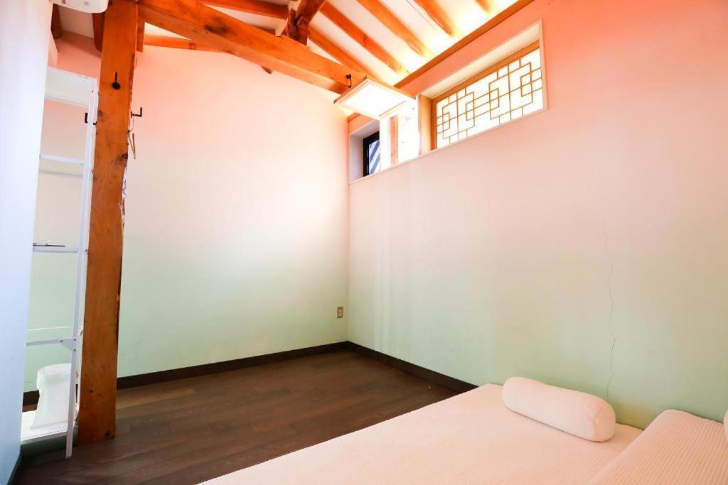 'Hanok Hanok' Boutique Stay Seoul - 2Min From Gyeongbokgung Palace Station Luaran gambar